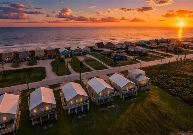 Photo 2 of Single family home for sale at 2927 Blue Water Hwy, Surfside Beach, TX 77541 | MLS# 88893499 | Listing updated on 2026-08-29