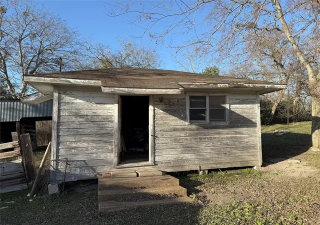 Homes for sale in Anderson, TX | 224 W Buffington Ave, Anderson, TX 77830 | MLS# 57548511