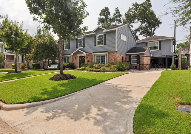 2nd image of 14527 Oak Bend Dr, Houston, TX 77079 | MLS# 34300152