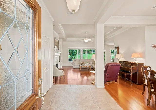 Photo 3 of Single family home for sale at 156 April Waters Dr W, Conroe, TX 77356 | MLS# 48702392 | Listing updated on 2026-09-19