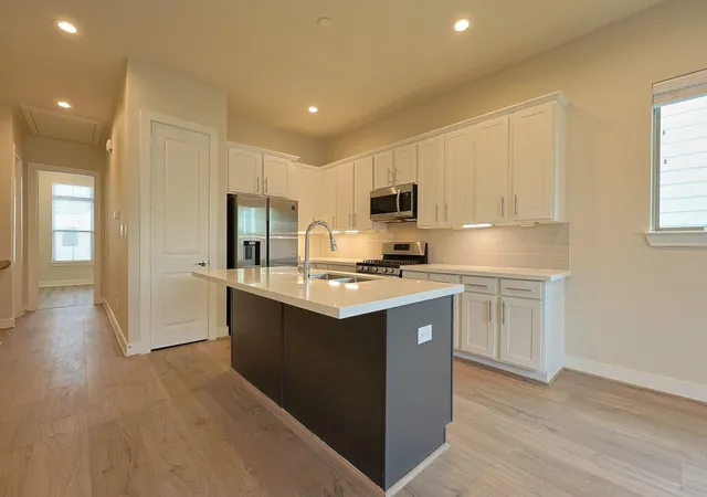 5th image of 9514 Retriever Wy, Houston, TX 77055 | MLS# 8005955
