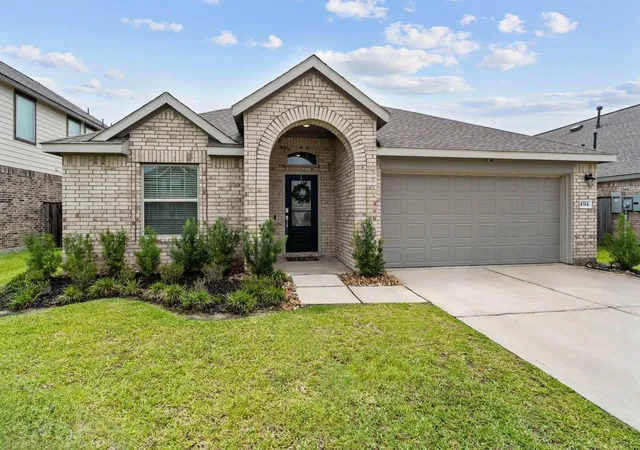 Homes for sale in Baytown, TX | 4314 Mulberry Sage Dr, Baytown, TX 77521 | MLS# 91186537