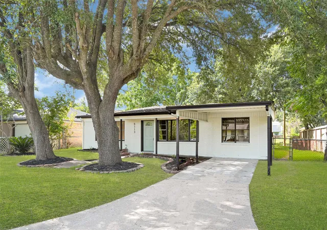 1st image of 6113 Diamond Ct, Texas City, TX 77591 | MLS# 46455118