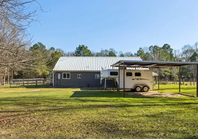 Photo 4 of Land for sale at 392 Robert E Lee Ln, Livingston, TX 77351 | MLS# 9269183 | Listing updated on 2026-09-14