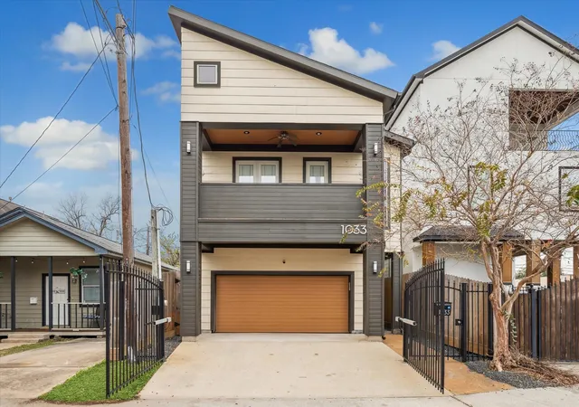 2nd image of 1033 Herkimer St, Houston, TX 77008 | MLS# 56999800