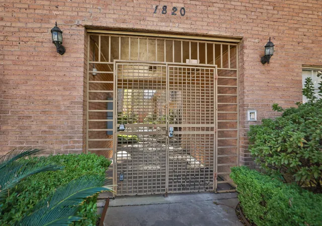 Homes for sale in Houston, TX | 1820 Binz St, Houston, TX 77004 | MLS# 74057983