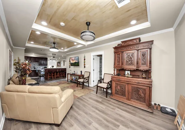 2nd image of 1106 S 8th St, La Porte, TX 77571 | MLS# 43648214