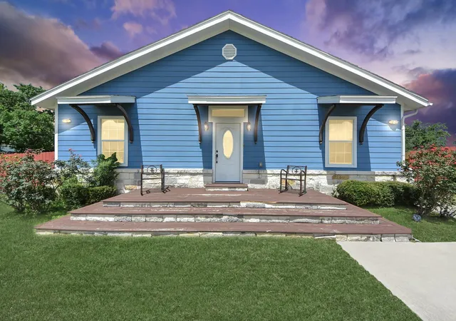 43rd image of 1106 S 8th St, La Porte, TX 77571 | MLS# 43648214