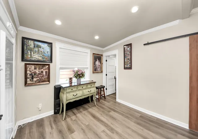 5th image of 1106 S 8Th St, La Porte, TX 77571 | MLS# 43648214