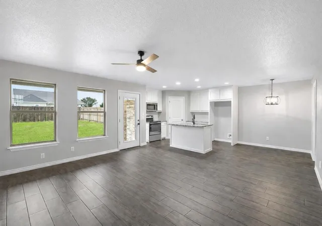 Homes for sale in Springtown, TX | 228 Saint Charles Dr, Springtown, TX 76082 | MLS# 28381115