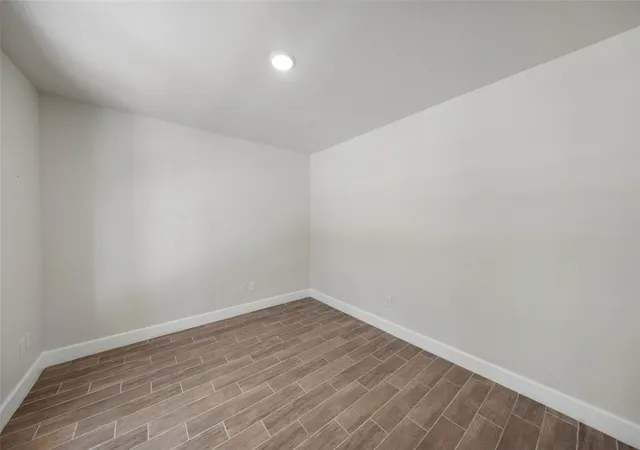5th image of 9096 N Comanche Cir, Willis, TX 77378 | MLS# 9855062