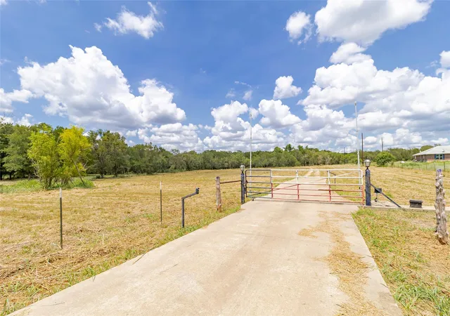 1st image of 4459 Pettytown Rd, Dale, TX 78616 | MLS# 6292058