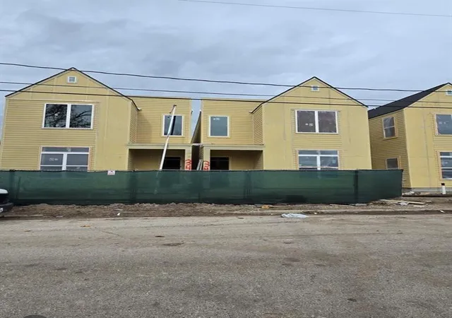 Photo 4 of Land for sale at 3408 Stonewall St, Houston, TX 77020 | MLS# 30432372 | Listing updated on 2026-01-01