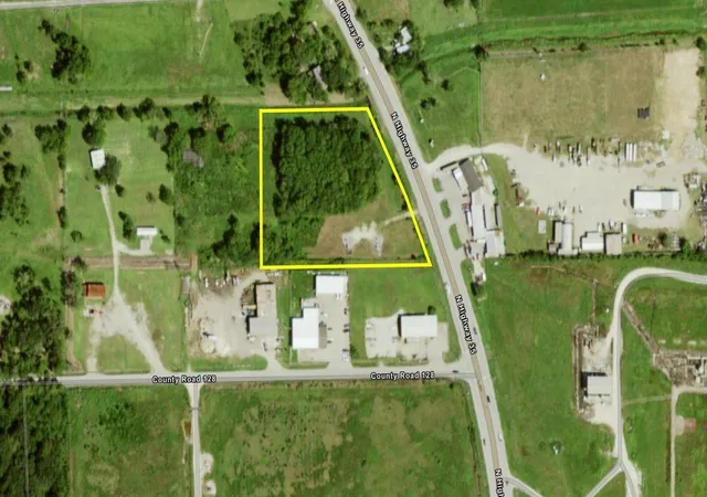 1st image of 5350 N Hwy 35, Alvin, TX 77511 | MLS# 40122329