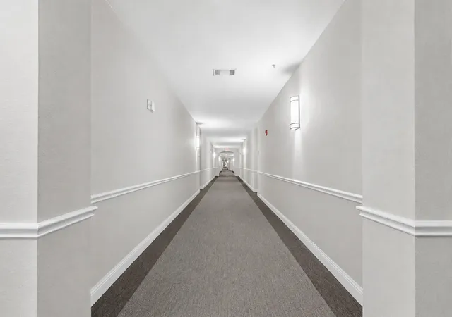8th image of 7575 Kirby Dr #1302, Houston, TX 77030 | MLS# 46633261