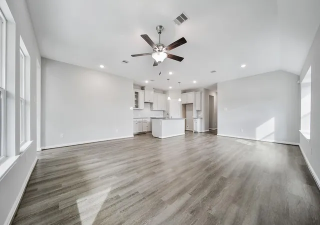 Photo 4 of Single family home for sale at 22211 Rome Breeze Dr, Hockley, TX 77447 | MLS# 80493737 | Listing updated on 2026-09-21