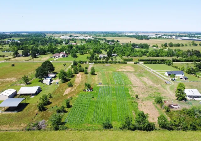 Land for sale at 34235 Brumlow Rd, Waller, TX 77484 | MLS# 33109368