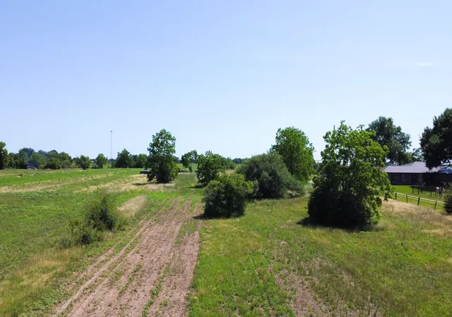 Photo 2 of Land for sale at 34235 Brumlow Rd, Waller, TX 77484 | MLS# 33109368 | Listing updated on 2026-09-17