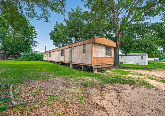 Homes for sale in Willis, TX | 403 Young St, Willis, TX 77378 | MLS# 69904004