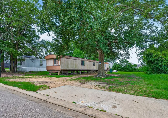 Homes for sale in Willis, TX | 403 Young St, Willis, TX 77378 | MLS# 69904004