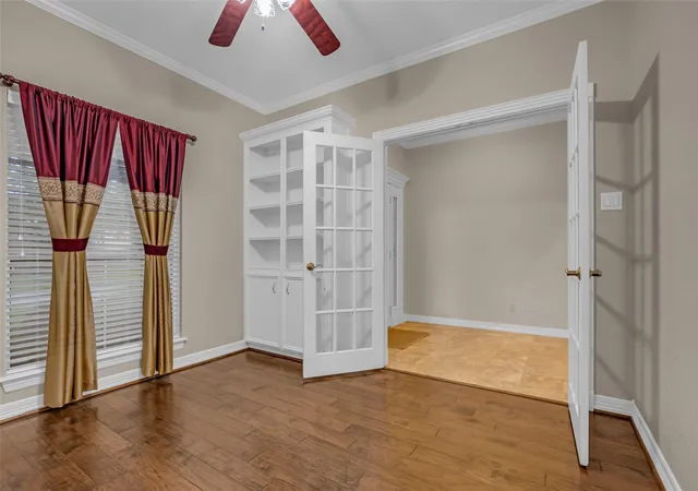 4th image of 3931 Bolivia Dr, Pasadena, TX 77504 | MLS# 68984546