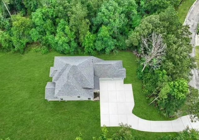 Photo 3 of Single family home for sale at 11715 Crk View Ln, Conroe, TX 77385 | MLS# 83871676 | Listing updated on 2026-09-05