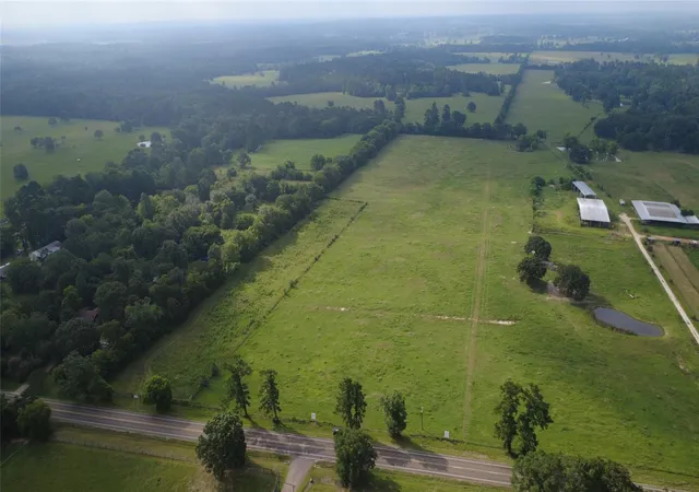 2nd image of 013 Alana Nell Court, Huntsville, TX 77320 | MLS# 71038493