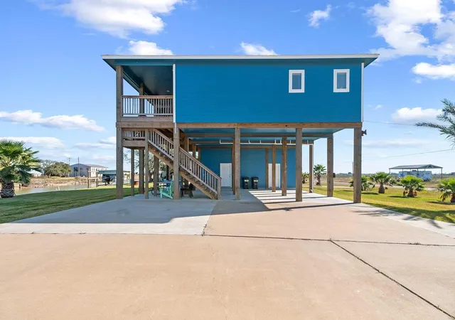4th image of 1649 County Road 299, Bay City, TX 77414 | MLS# 35542836