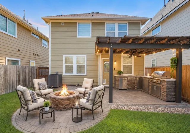 2nd image of 6527 Wilshire Fern, Houston, TX 77040 | MLS# 86782508