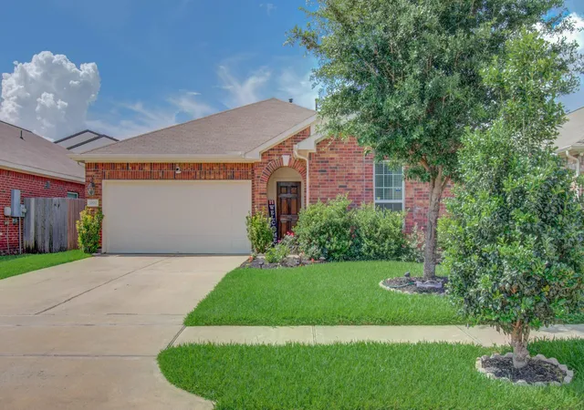 Photo 2 of Sale Pending at 20011 Wedgewood Gable Way, Katy, TX 77449 | MLS# 53731921 | Listing updated on 2026-09-16