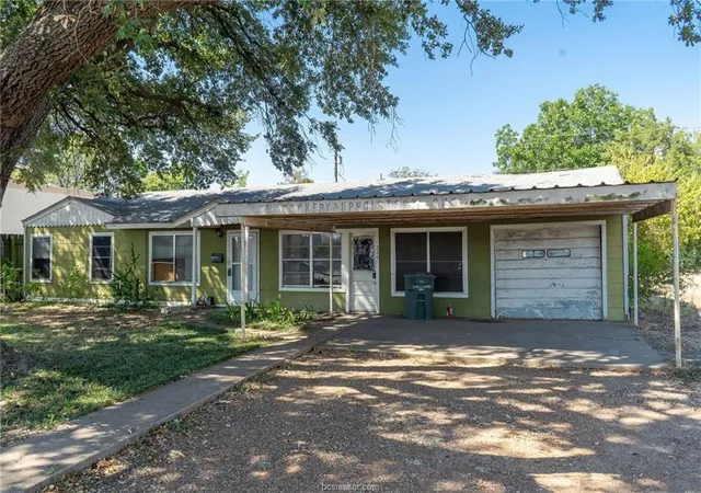 17th image of 720 E Villa Maria Rd, Bryan, TX 77802 | MLS# 28987482