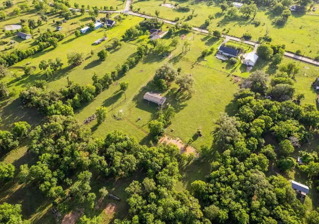 Photo 3 of Single family home for sale at 3515 County Rd 36, Angleton, TX 77515 | MLS# 37985054 | Listing updated on 2026-08-13