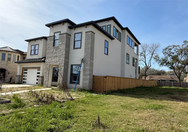 2nd image of 9610 Chatfield St, Houston, TX 77025 | MLS# 62469965