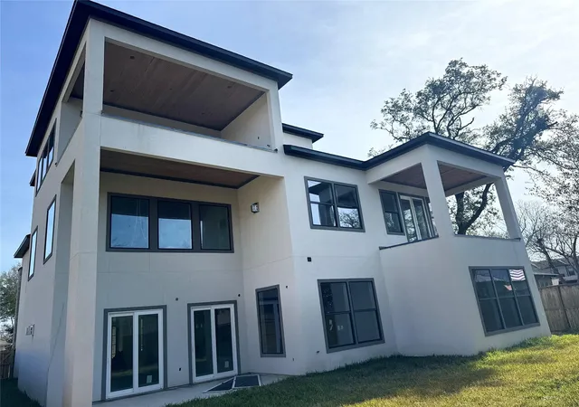 4th image of 9610 Chatfield St, Houston, TX 77025 | MLS# 62469965