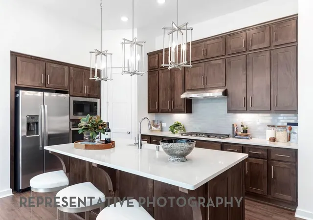 2nd image of 31735 Fern Grove Rd, Fulshear, TX 77423 | MLS# 84142319