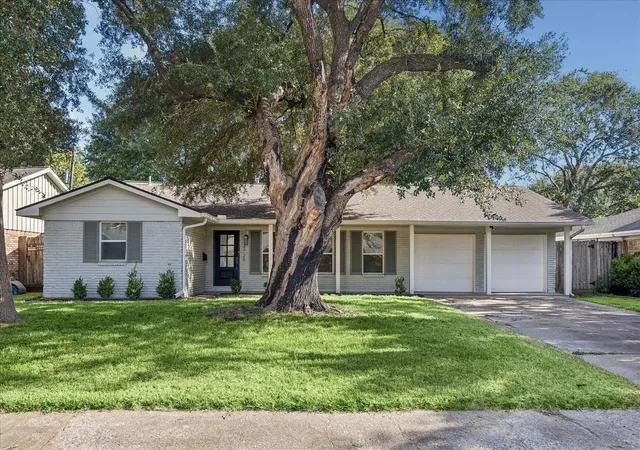 Photo 1 of Single family home for sale at 4725 Spellman Rd, Houston, TX 77035 | MLS# 31642940 | Listing updated on 2026-08-30