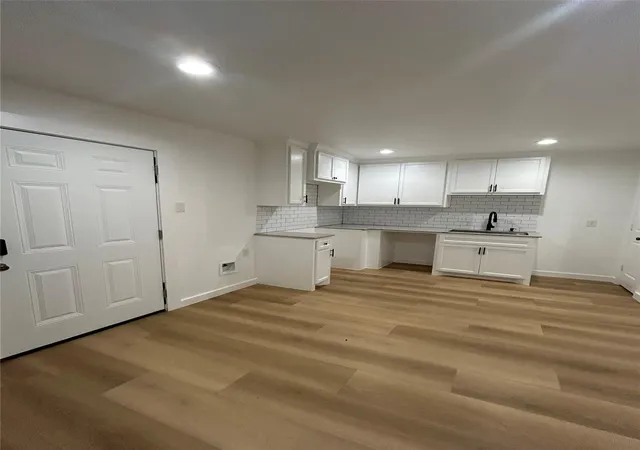 Photo 3 of Condo for sale at 5625 Antoine Dr #1515, Houston, TX 77091 | MLS# 63039499 | Listing updated on 2026-09-02