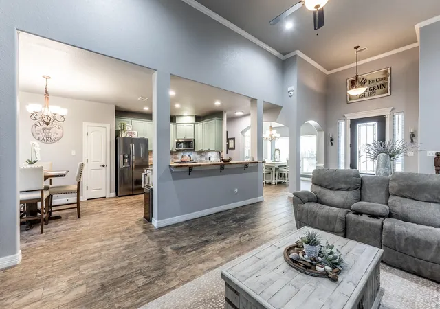4th image of 2136 Wheatstone Dr, Huntsville, TX 77340 | MLS# 53483625