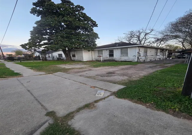 4th image of 108 Parker Rd, Houston, TX 77076 | MLS# 18132295
