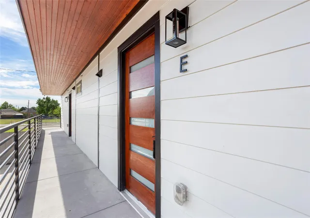 37th image of 319 Eastwood St, Houston, TX 77011 | MLS# 33650479