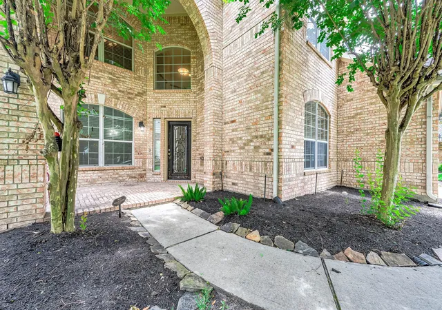 Photo 3 of Single family home for sale at 12415 Jamestown Xing Ln, Humble, TX 77346 | MLS# 62193399 | Listing updated on 2026-09-02