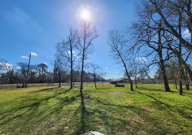 4th image of 25609 Fm 2100 Rd, Huffman, TX 77336 | MLS# 94156223