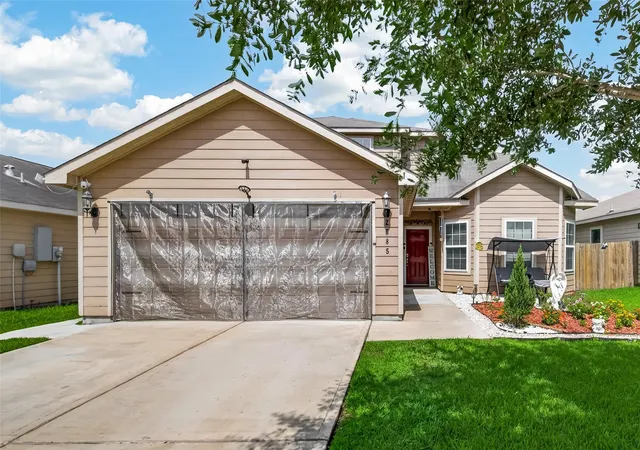 Photo 2 of Single family home for sale at 2085 Saras Way, Brookshire, TX 77423 | MLS# 78668003 | Listing updated on 2026-09-14