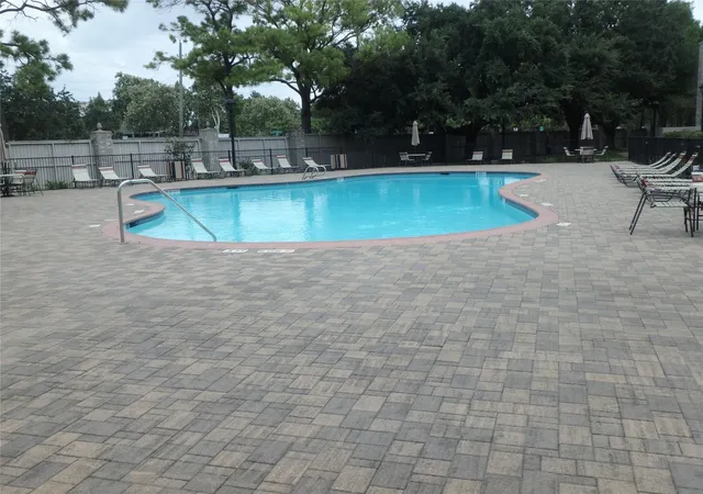 9th image of 3198 Holly Hall St #3198, Houston, TX 77054 | MLS# 15245244