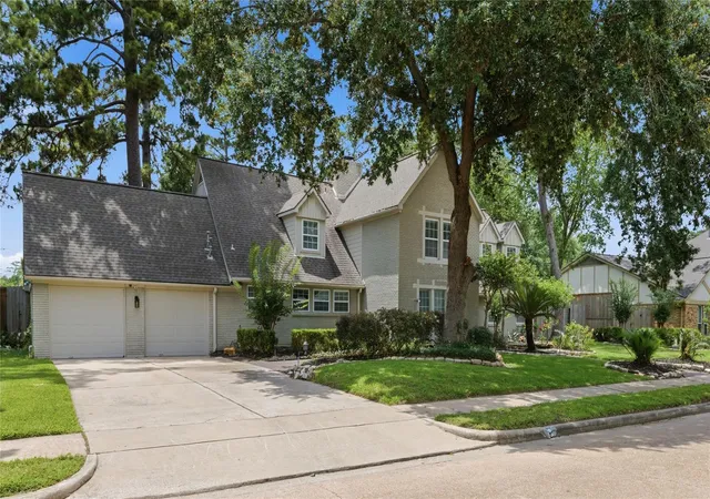 5th image of 211 Faust Ln, Houston, TX 77024 | MLS# 39681086