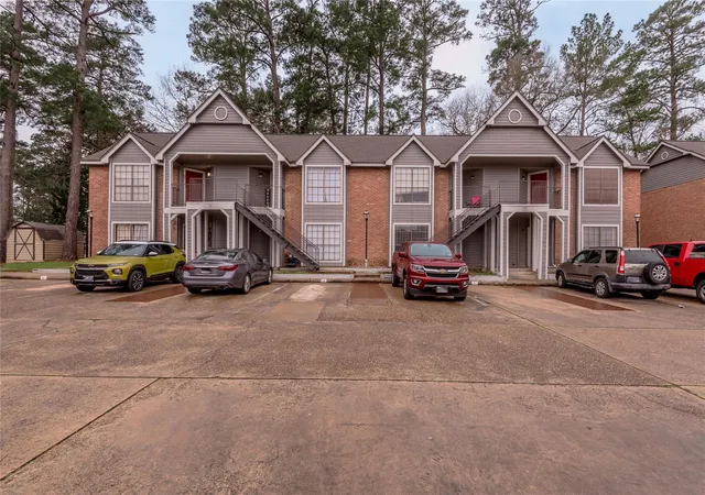 1st image of 2402 Sycamore Ave, Huntsville, TX 77340