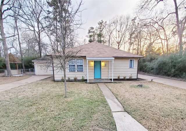 Homes for sale in Trinity, TX | 5 Top Flite Ln, Trinity, TX 75862 | MLS# 80632174