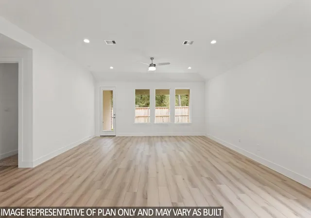 Photo 4 of Single family home for sale at 1136 Skyline Trails Ave, Conroe, TX 77303 | MLS# 89784705 | Listing updated on 2026-09-18