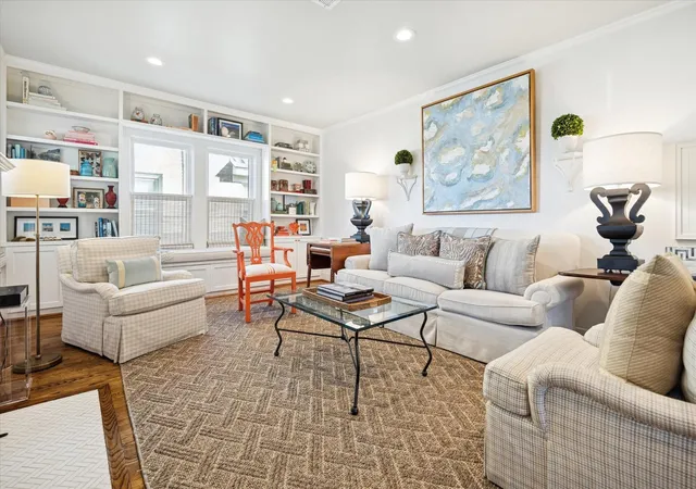 5th image of 2109 Colquitt St, Houston, TX 77098 | MLS# 83926492