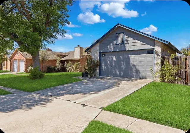 Photo 3 of Single family home for sale at 5775 Larkdale Dr, San Antonio, TX 78233 | MLS# 32928200 | Listing updated on 2026-09-05